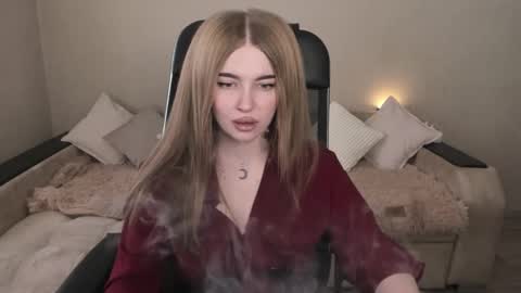 Snapshot of violettaotis chatting on 03/06/25, 12:30 ViolettaOtis online show from 03/06/25, 12:30