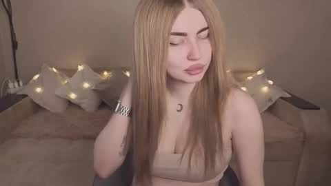 ViolettaOtis online show from 11/13/25, 09:08