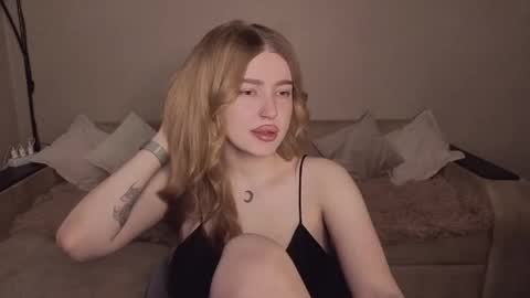 ViolettaOtis online show from 05/11/26, 04:04