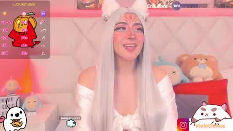 Violeta  online show from 10/31/25, 04:57