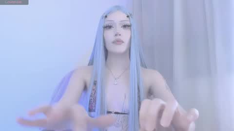 Violett online show from 04/25/26, 07:33