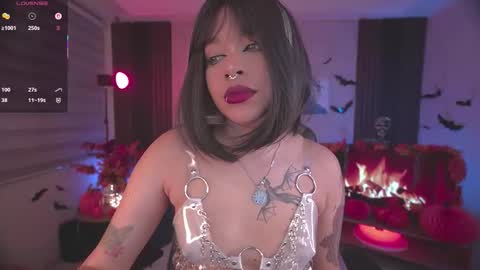 JULIE UWU online show from 10/27/25, 06:56