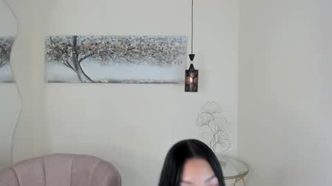 Snapshot of violette_marchetti chatting on 11/13/25, 12:26 VIOLETTE online show from 11/13/25, 12:26