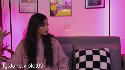 Snapshot of violettgrey_ chatting on 09/22/25, 01:29 Violet online show from 09/22/25, 01:29