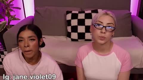 Violet online show from 12/16/25, 01:32