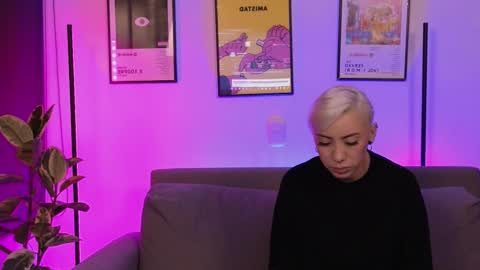 Violet online show from 02/16/26, 12:07