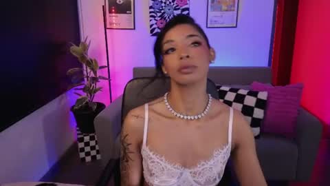 Violet online show from 07/07/26, 02:25