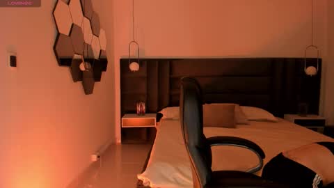 Violett  online show from 03/21/26, 09:36