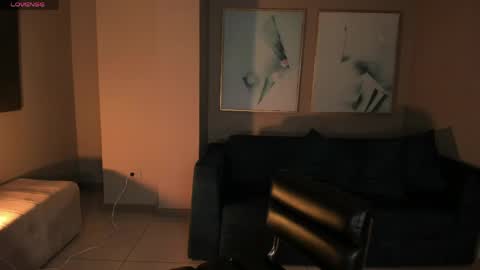 Violett  online show from 05/20/26, 09:04