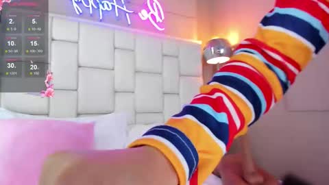 VioletthaRous online show from 11/06/25, 10:54