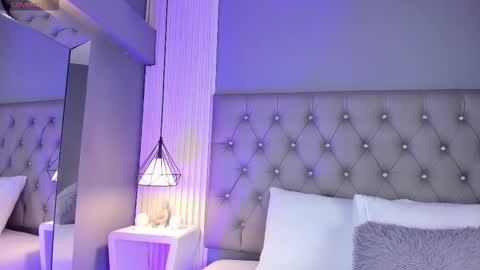 VioletthaRous online show from 03/28/26, 10:42