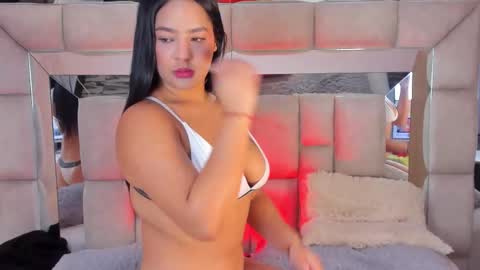 VIOLET online show from 03/11/26, 08:59