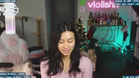 Snapshot of violishh chatting on 12/19/24, 06:34 follow me on twitter violishh and ig violishh  online show from 12/19/24, 06:34