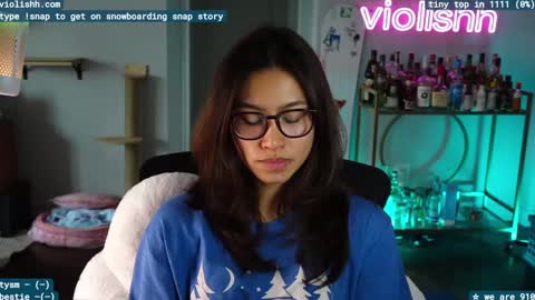 Snapshot of violishh chatting on 02/02/25, 08:19 follow me on twitter violishh and ig violishh  online show from 02/02/25, 08:19