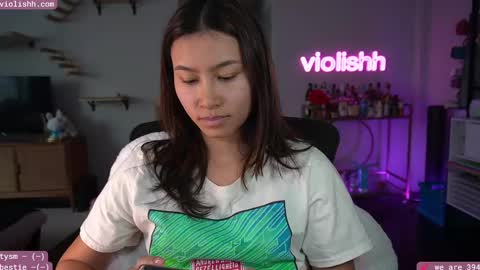 Snapshot of violishh chatting on 02/15/25, 07:50 follow me on twitter violishh and ig violishh  online show from 02/15/25, 07:50