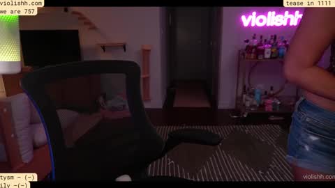 Snapshot of violishh chatting on 09/13/25, 01:16 follow me on twitter violishh and ig violishh  online show from 09/13/25, 01:16
