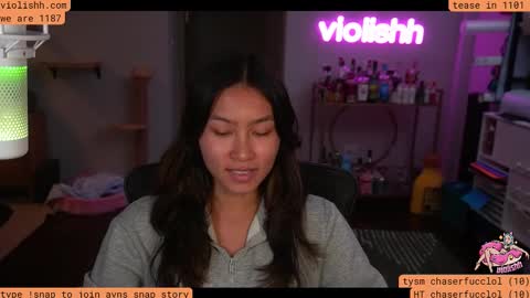 Snapshot of violishh chatting on 11/11/25, 12:54 follow me on twitter violishh and ig violishh online show from 11/11/25, 12:54