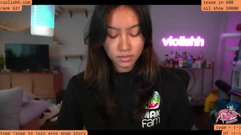 Snapshot of violishh chatting on 11/20/25, 08:41 follow me on twitter violishh and ig violishh online show from 11/20/25, 08:41