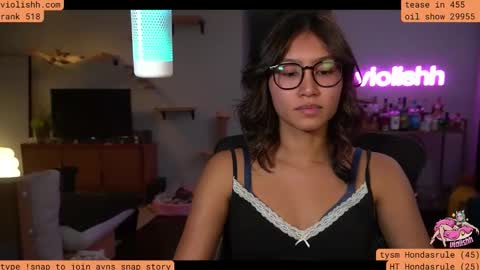 Snapshot of violishh chatting on 11/30/25, 01:20 follow me on twitter violishh and ig violishh online show from 11/30/25, 01:20