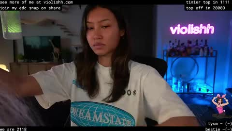 follow me on twitter violishh and ig violishh  online show from 05/04/26, 11:56