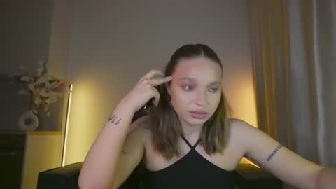 Violla online show from 06/15/26, 08:05