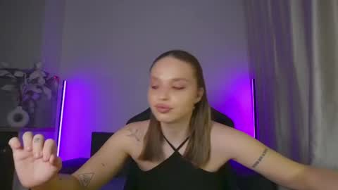 Violla online show from 06/25/26, 04:56