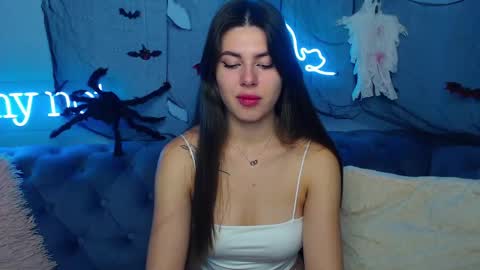 Snapshot of viollinalv chatting on 11/01/25, 05:42 viollinalv online show from 11/01/25, 05:42