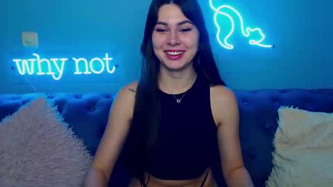 Snapshot of viollinalv chatting on 11/16/25, 05:35 viollinalv online show from 11/16/25, 05:35