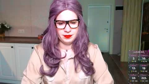 Snapshot of vip_juicy chatting on 09/18/25, 03:58 VelvettTime online show from 09/18/25, 03:58