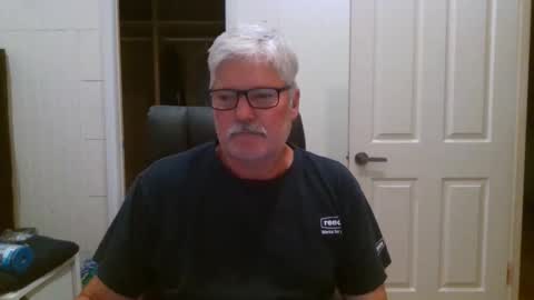 viper654321 online show from 10/16/25, 07:42