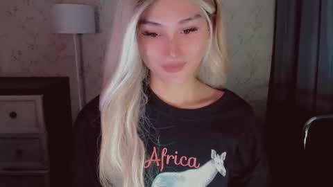 Pearl online show from 03/24/26, 02:38