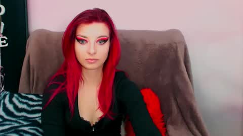 Snapshot of virgiluna chatting on 01/13/25, 10:03 VirginLuna online show from 01/13/25, 10:03