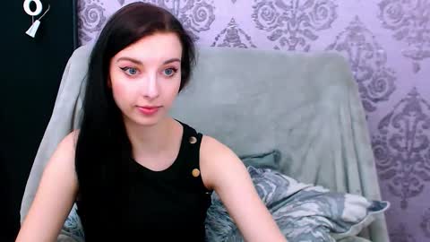 VirginLuna online show from 06/03/26, 07:30
