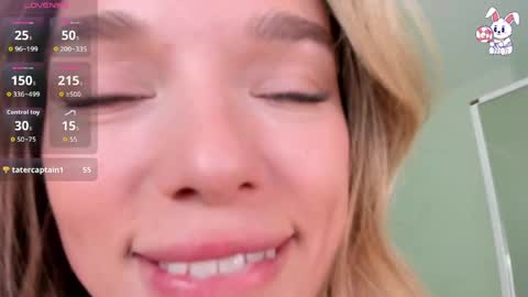 Chloe online show from 04/07/26, 02:56