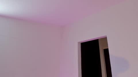 Snapshot of virtual111_ chatting on 12/01/24, 11:25 Lu online show from 12/01/24, 11:25