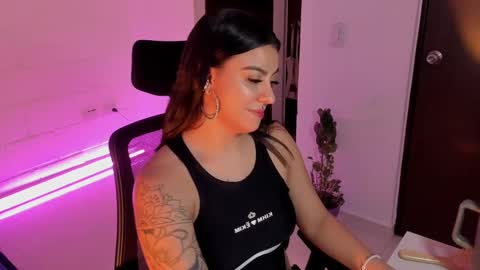 Snapshot of virtual111_ chatting on 01/16/25, 10:23 Lu online show from 01/16/25, 10:23