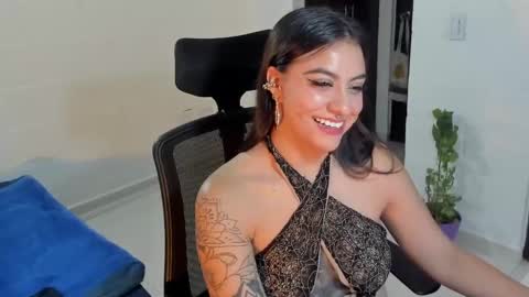 Snapshot of virtual111_ chatting on 01/19/25, 12:17 Lu online show from 01/19/25, 12:17