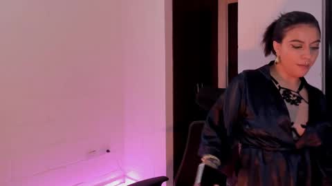 Snapshot of virtual111_ chatting on 01/21/25, 01:50 Lu online show from 01/21/25, 01:50