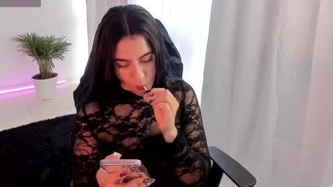 Snapshot of virtual111_ chatting on 11/08/25, 08:51 Lu online show from 11/08/25, 08:51