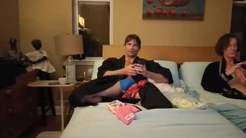 Snapshot of vislaxxx chatting on 02/17/26, 01:13 Pachinko De Gallo online show from 02/17/26, 01:13