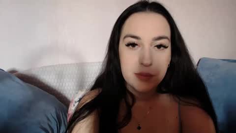 Vitalina online show from 10/28/25, 10:08