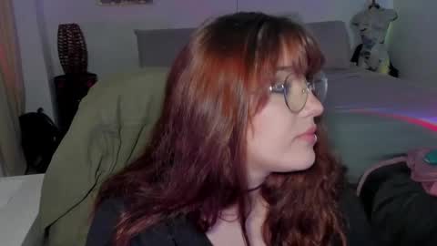 Snapshot of vitaxviper chatting on 02/11/25, 11:44 Vit a Viper online show from 02/11/25, 11:44