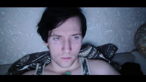 Snapshot of vitiligoboyy chatting on 11/21/25, 04:00 vitiligoboyy online show from 11/21/25, 04:00