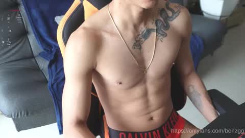 Snapshot of vito_benz chatting on 12/05/25, 06:04 VITO BENZ online show from 12/05/25, 06:04