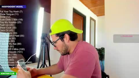 Snapshot of vito_ferrero chatting on 06/10/26, 12:59 Vito Ferrer online show from 06/10/26, 12:59