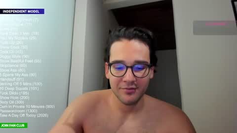 Snapshot of vito_ferrero chatting on 06/19/26, 11:30 Vito Ferrer online show from 06/19/26, 11:30