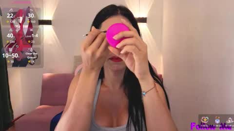 VITTORIA  online show from 02/10/26, 07:01