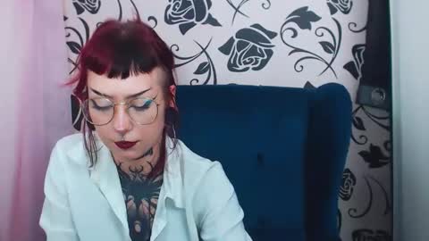 ViviaDarc online show from 09/26/25, 05:39