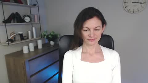 Vivian online show from 02/05/25, 07:50