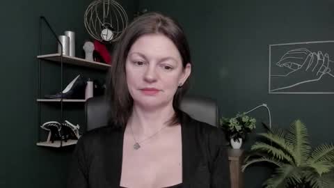 Vivian online show from 02/12/26, 07:03